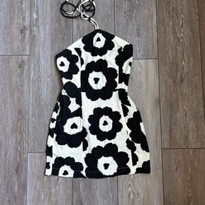 Closet Collection Black & White Floral Halter Dress – Petite P or Small